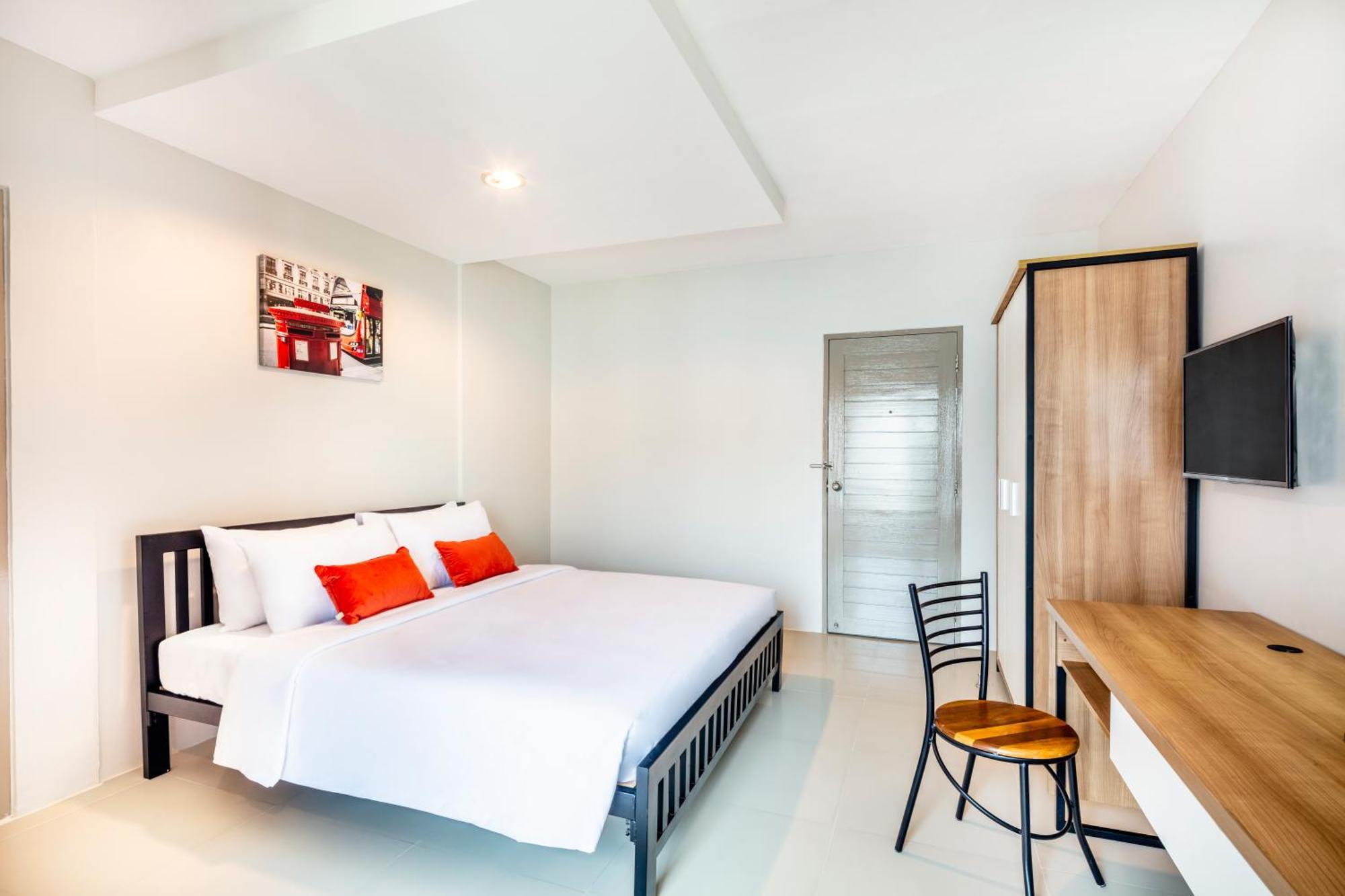 Aliz Hotel Nonthaburi Esterno foto