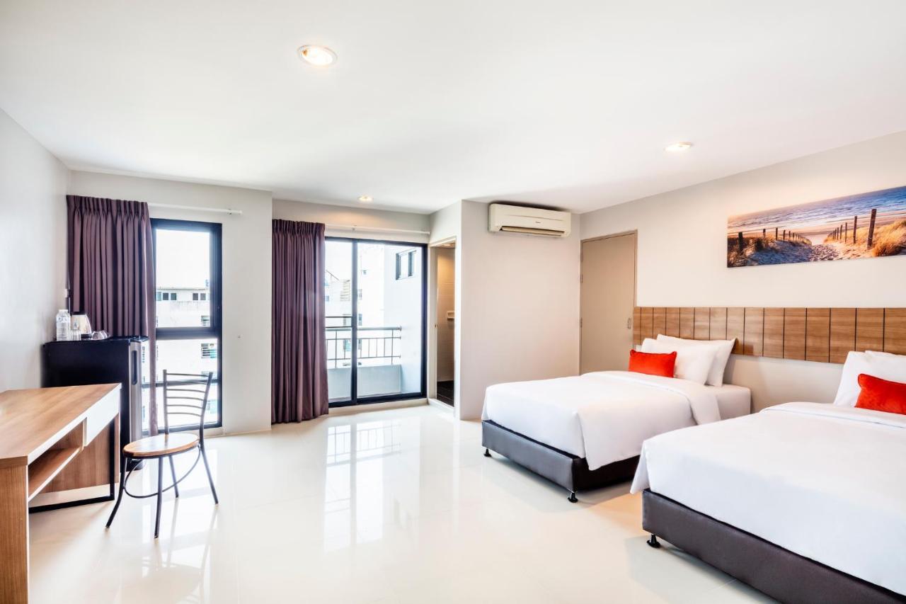 Aliz Hotel Nonthaburi Esterno foto