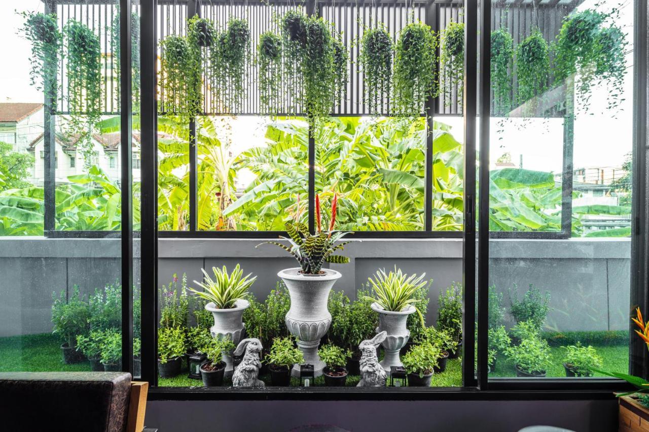 Aliz Hotel Nonthaburi Esterno foto